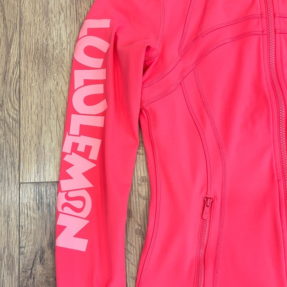 Lululemon x Disney Define Jacket Nulu In Lip Gloss Size 6 - Picture 3 of 8